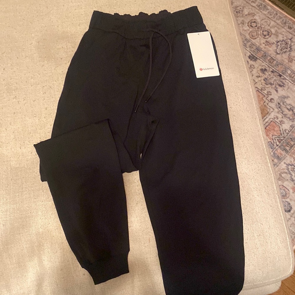 Lululemon Stretch High Rise Jogger